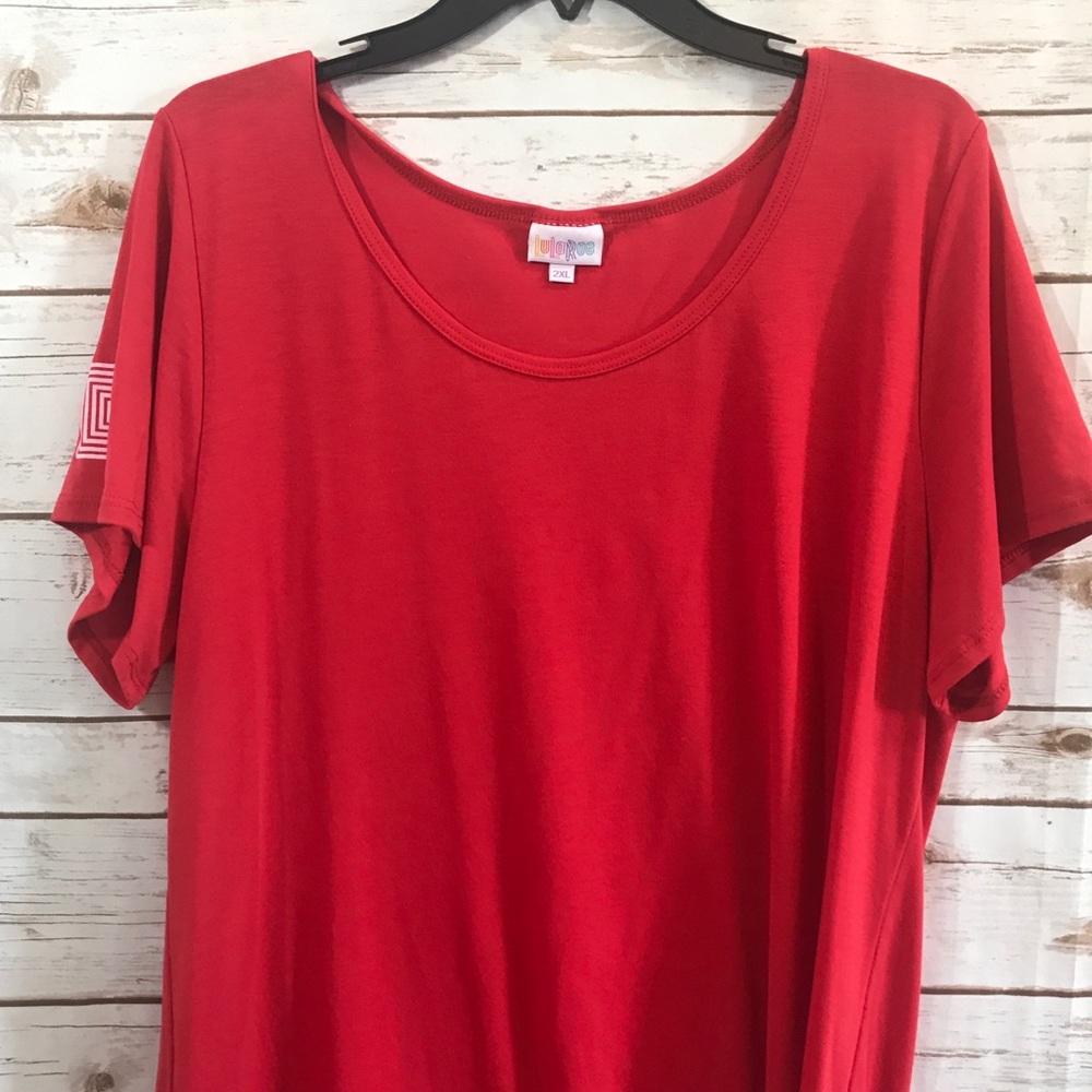 LulaRoe Classic T